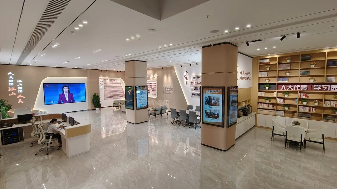 参观江门法治设施情况